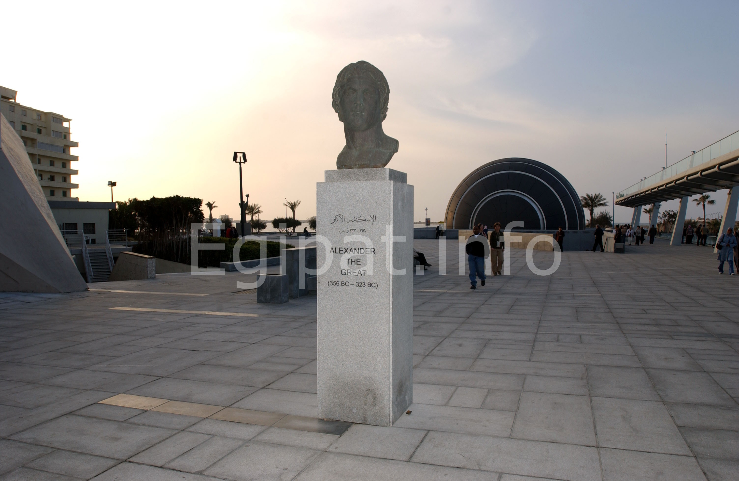 Spomenik Aleksandru Velikom u Aleksandriji