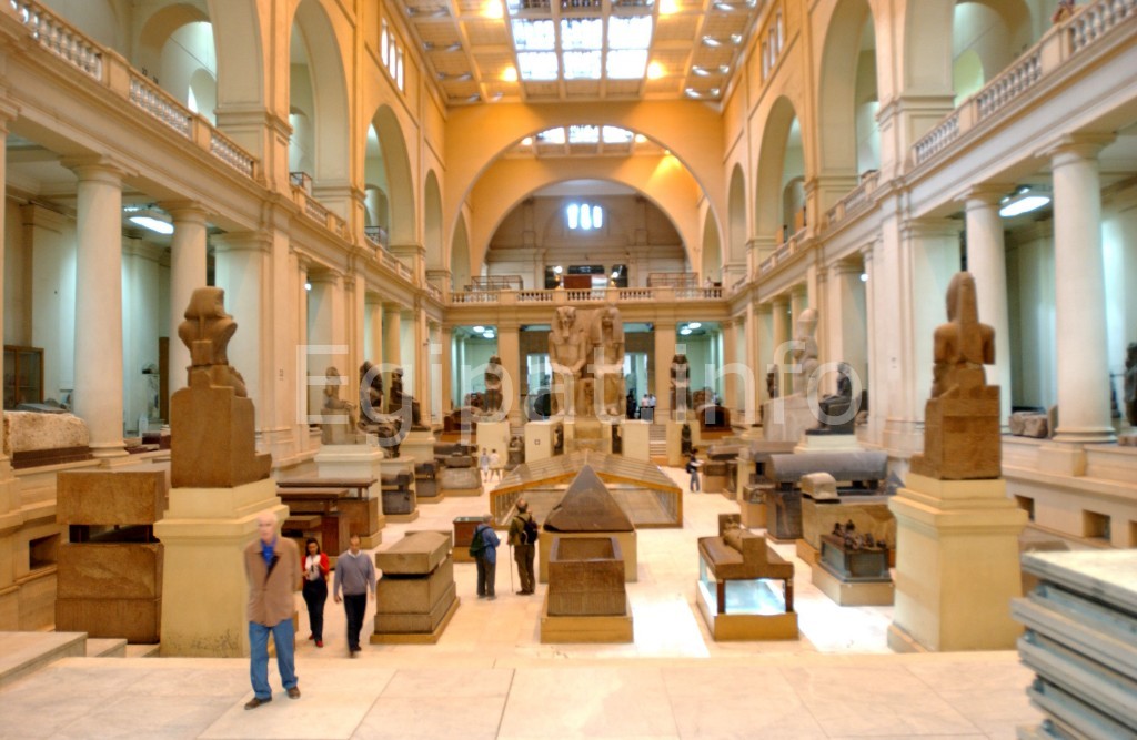 Egipatski nacionalni muzej - unutrašnjost 
