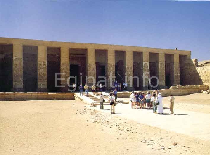 Abidos - ulaz u hram