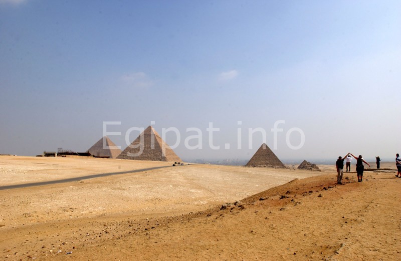 Egipat - Piramide - slike Egipta Kairo Hurgada Sarm el Seik Asuan Aleksandrija piramide sfinga Keops Kefren Kleopatra Crveno more leto letevanje 2014 Egipat letovanje