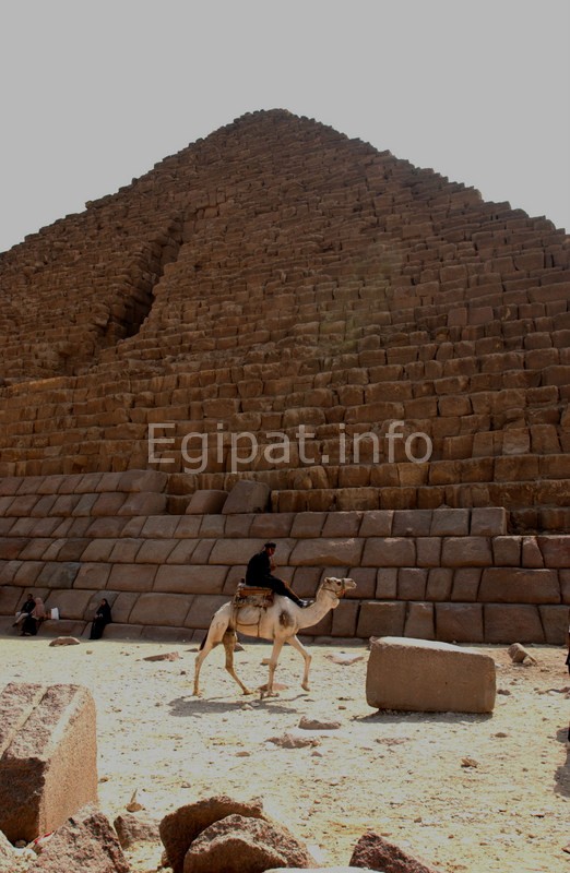 Egipat - Piramide - slike Egipta Kairo Hurgada Sarm el Seik Asuan Aleksandrija piramide sfinga Keops Kefren Kleopatra Crveno more leto letevanje 2014 Egipat letovanje